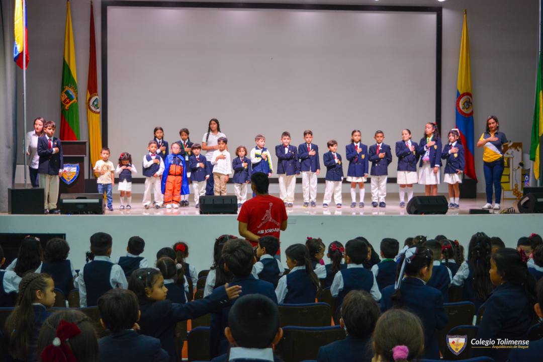  IZADA DE BANDERA ÁREA DE MATEMÁTICAS colegio tolimense